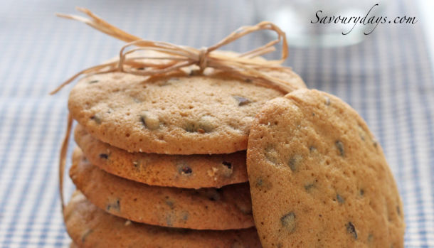 Cách thực hiện bánh Cookie socola chip giản dị bên trên nhà
