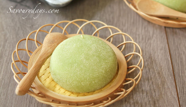 Cách làm bánh mochi nhân đậu xanh dừa lá dứa dẻo mịn dễ làm tại nhà