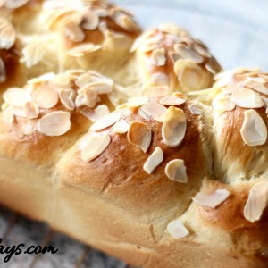 Cách làm bánh mì hoa cúc Vành Khuyên